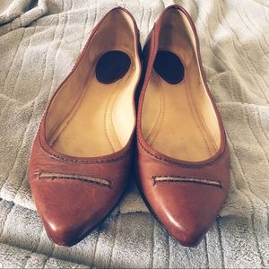 Frye | Pointed Flats